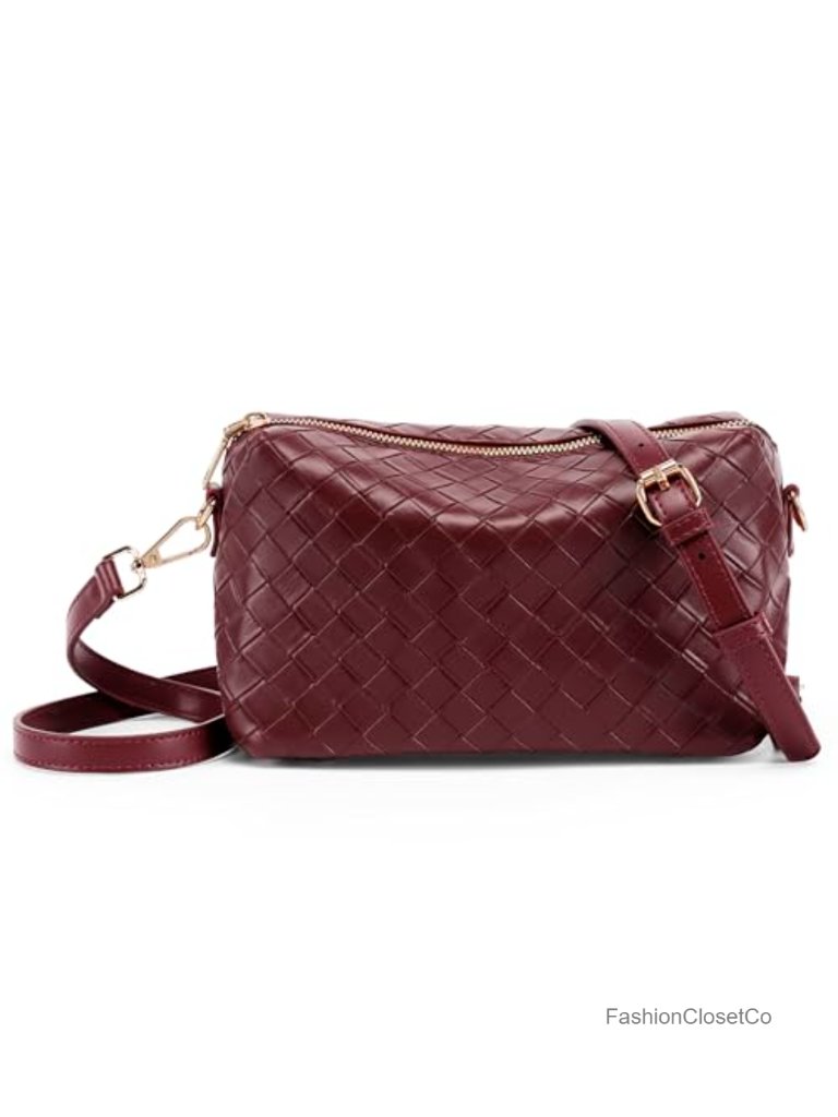 Woven Crossbody Bag With Adjustable Strap Vegan Leather Clutch Purse